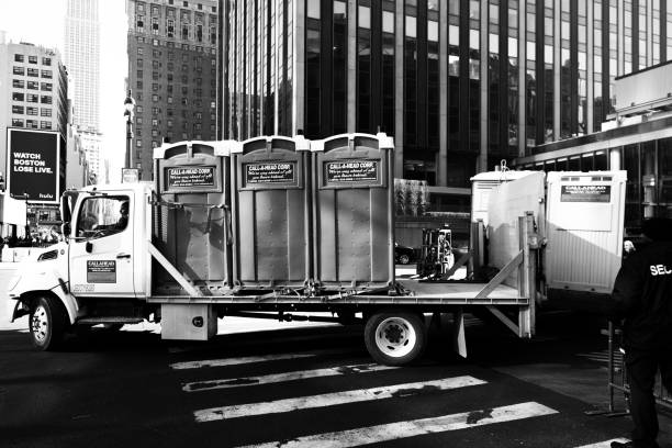 Best Luxury portable toilet rental  in Beach Park, IL